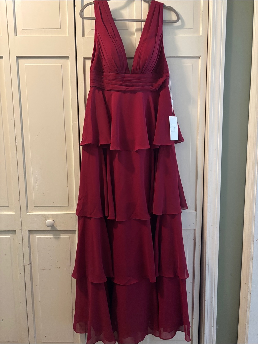 Women's Tiered V-Neck Evening Dress in Deep Wine